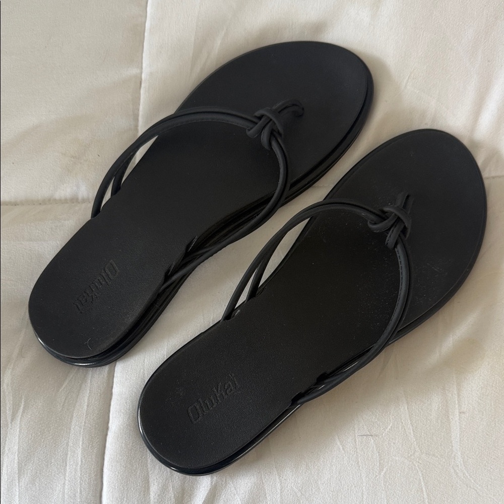 OluKai Black Women's Sandals
